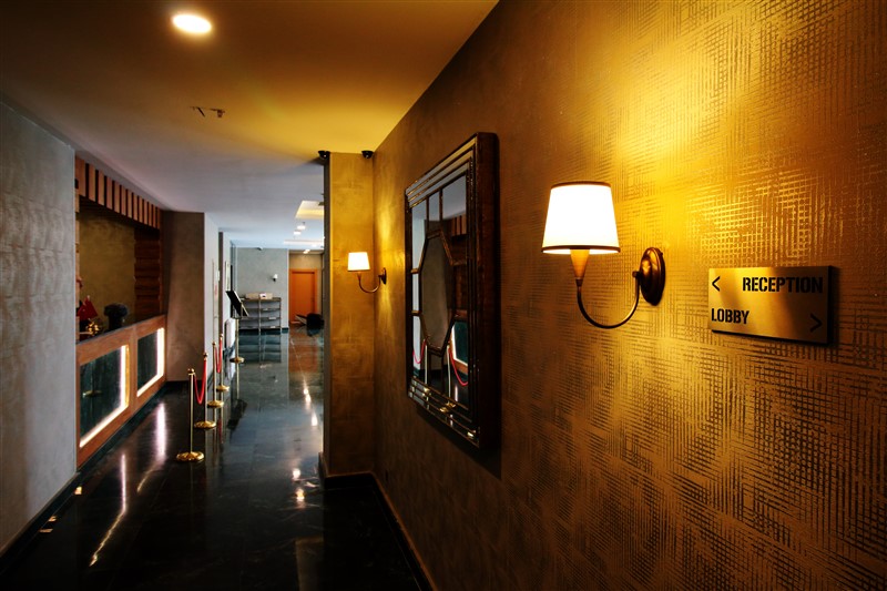 Sarissa Hotel